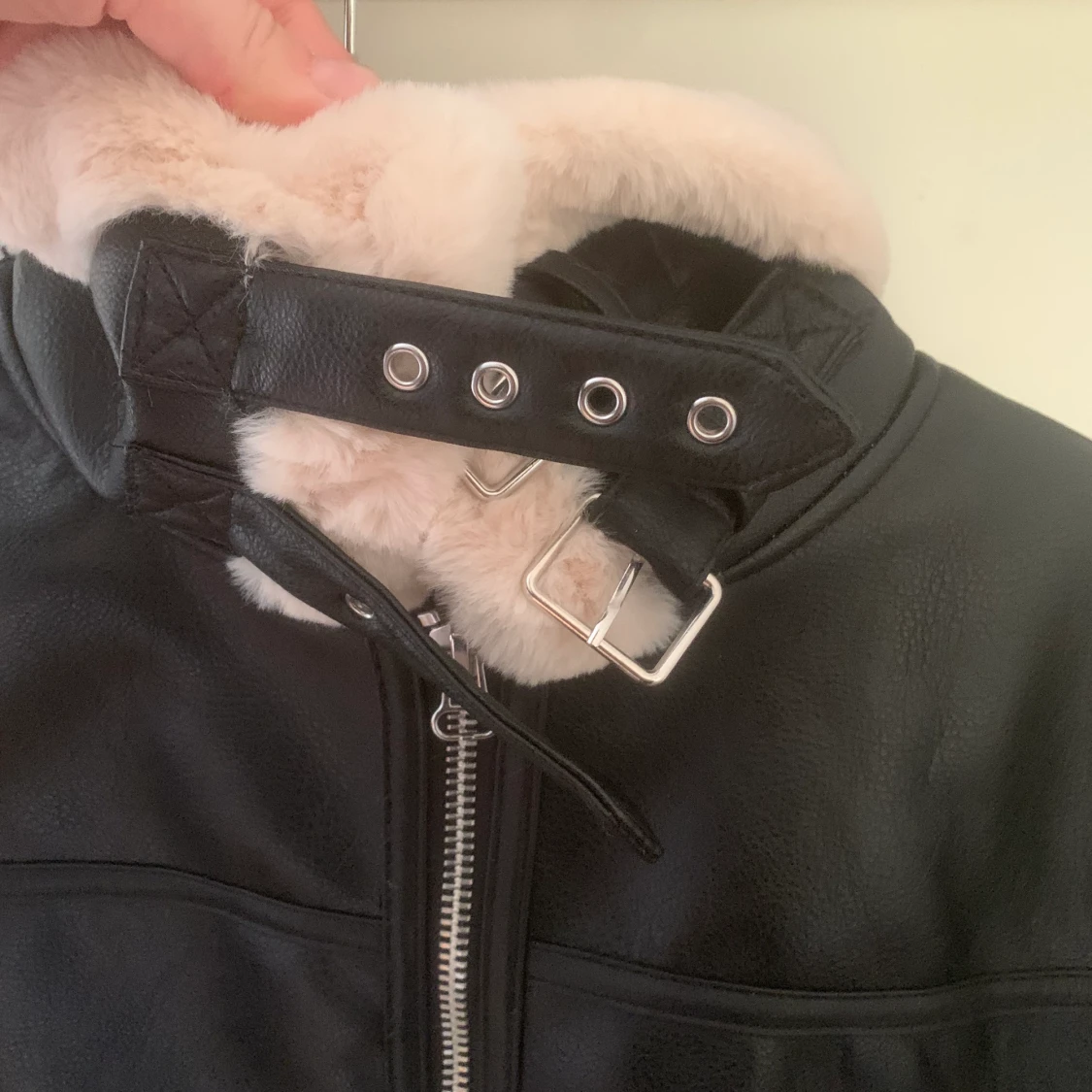 Skinnjacka med fluff foder - 91