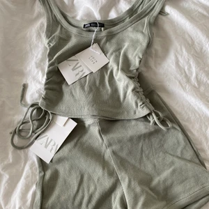 Set från Zara i storlek S - Set från Zara i storlek S. Helt nytt med tags! 