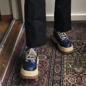 Lila eytys angels - Min älskade eytys angels<3333 typ snyggaste skorna jag äger men inte min stil längre så säljer dom<3 bra skick och inga defekter!