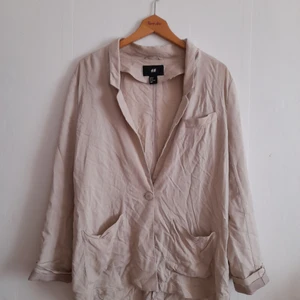 Kavaj - Tunn kavaj, helbra inför sommaren 