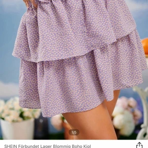 Kjol - En fin kjol🌸🌸aldrig använd🌸🌸90kr plus frakt