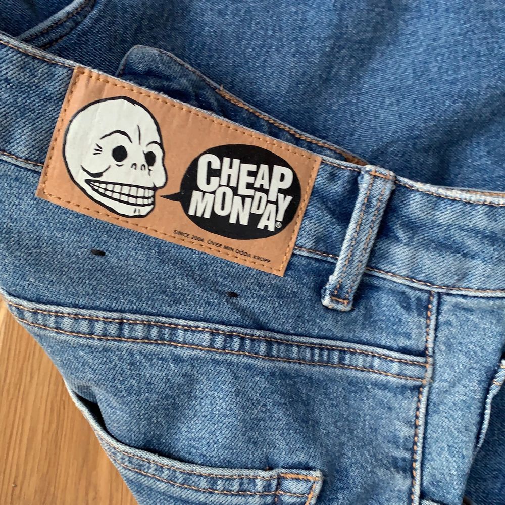 Cheap monday jeans - Jeans & Byxor | Plick Second Hand