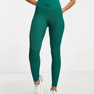 HIIT TRÄNINGSTIGHTS  - Fina tights i jättebra skick, säljer pga fel storlek. Strl M men skulle säga att de passar S också. Skriv privat för fler bilder!