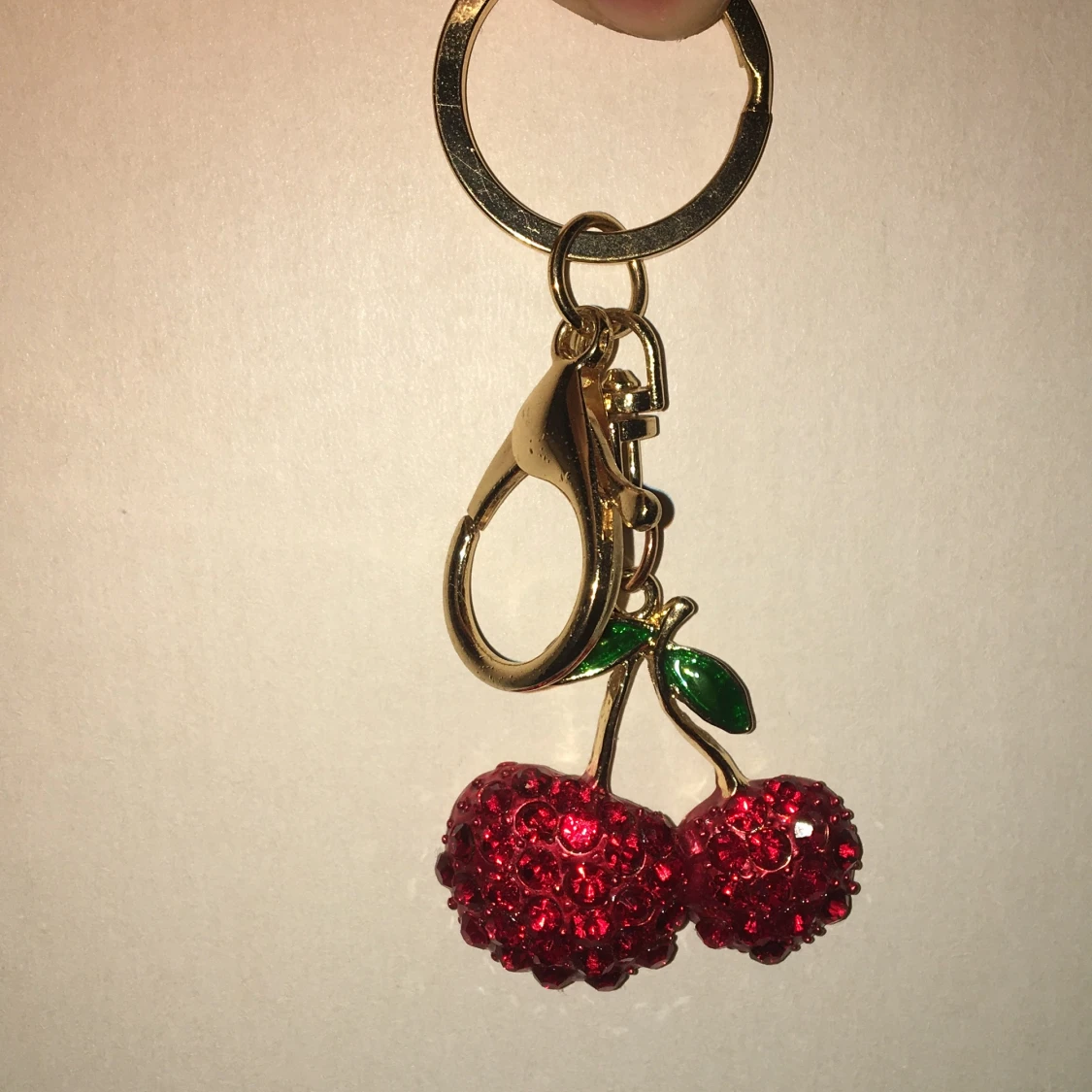 Nyckelring Körsbär