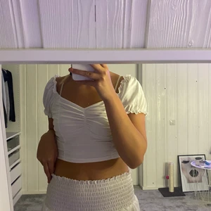 Topp från shein  - Fin vitt topp från SHEIN🥰