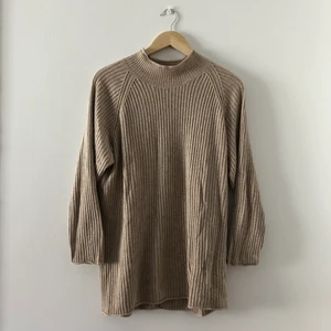 Tjocktröjan  - Stickad tröja , mjuk och skön , trekvartsärm