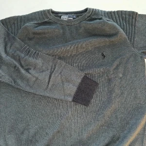 Ralph Lauren tröja  - Långärmad Ralph Lauren tröja i storlek L 