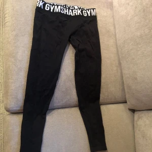 Gymskark Tights XXS-XS - Gymshark tights svarta storlek S Men passar XXS-XS aldrig använda