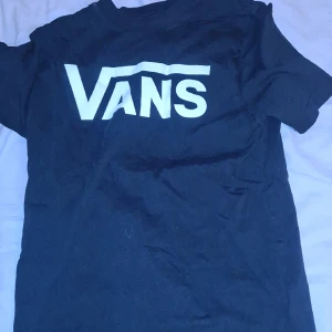 Olika T-shirts  - Säljer dessa T-shirts kan säljas styck viss storlek 158-164