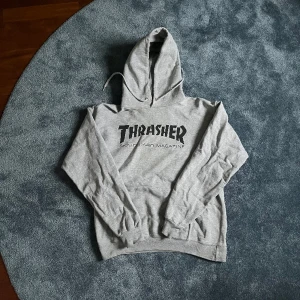 Trasher hoodie - Gammal thrasher hoodie som inte används längre. Rättså bra skick i storlek S. Pris kan diskuteras 