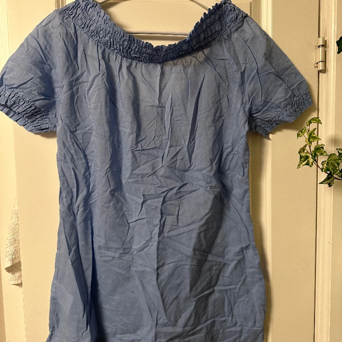 Off shoulder topp - 90