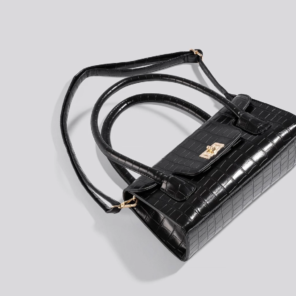 Svart handväska  - 90