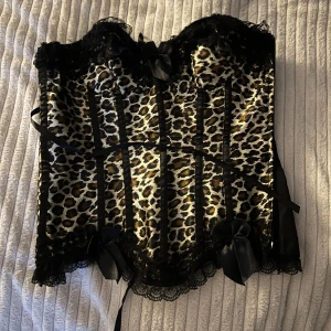 Korsett - Står xl i men har sytt om så den passar S/M⭐️ 