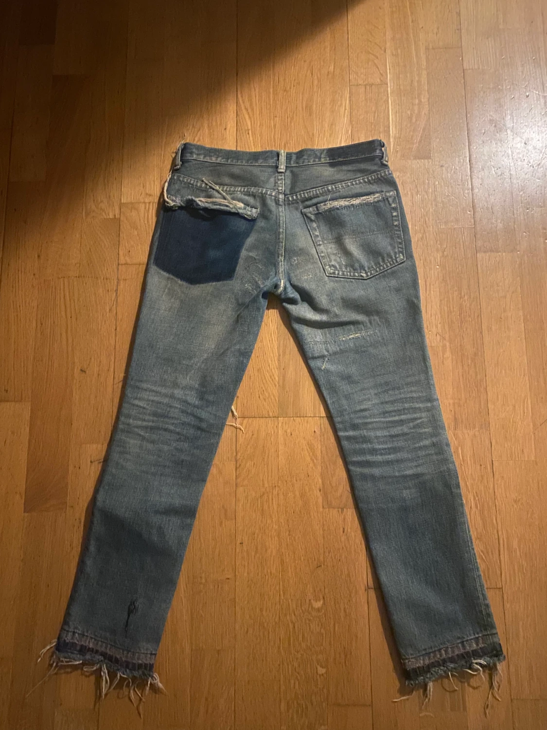 Undercover 68 red yarns AW04 - 90