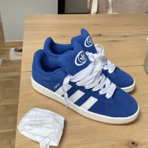 Adidas campus - Köpta från stadium knappt använda 44