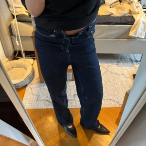 Jeans från H&M x Eytys  - Jeans från H&M x Eytys i storlek 26 (S). 