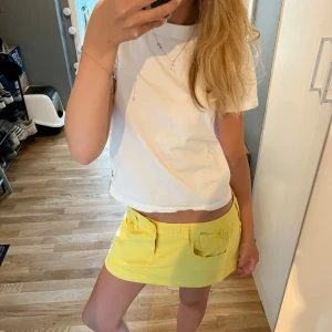 Jeans kjol - Super fin Lågmidjad jeans kjol❤️ inget tecken på andvändning!