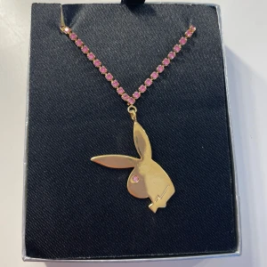 Playboy halsband  - Säljer detta fina Playboy halsband, aldrig använt 