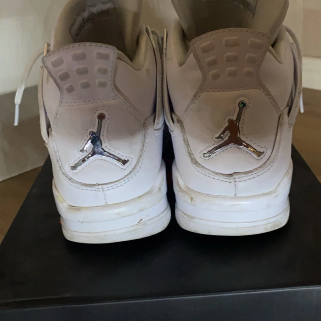 Jordan 4 Pure Money - 90