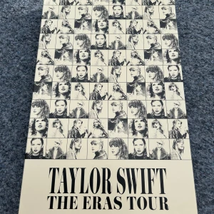 Taylor Swift merch - Hela Taylor Swift VIP merch aldrig använt