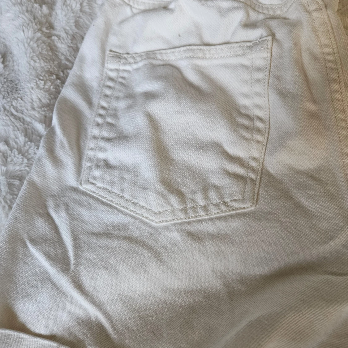 Högmidjade jeansshorts nytt - 92