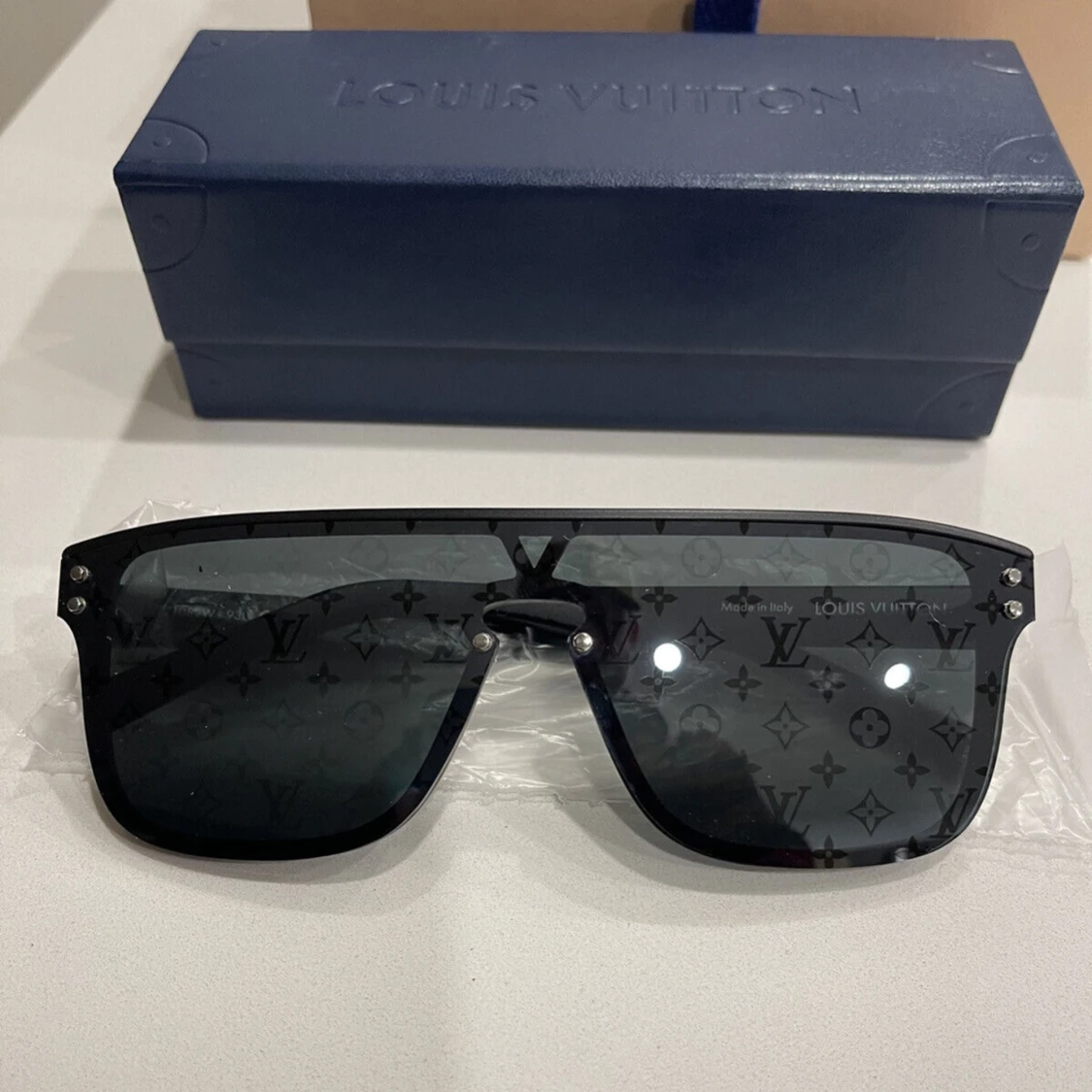 Lv glassögon monogram   - 90