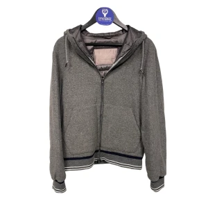 Herno- Jacka - Hej🔹Vårjacka ifrån Herno utav dun & ull. Skick: 9/10. Tveka inte på att kontakta oss i chatten vid frågor✅