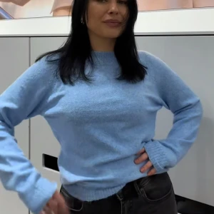 Stickad tröka - Oanvänd skickad tröja 💘💘 