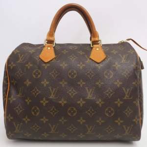 Louis Vuitton Speedy 30 är en tidlös klassiker! Det kommer att lägga till lyxig stil till alla kläder och passa alla tillfällen. Fler bilder och mer info i vår webbutik vintagetreasures.co