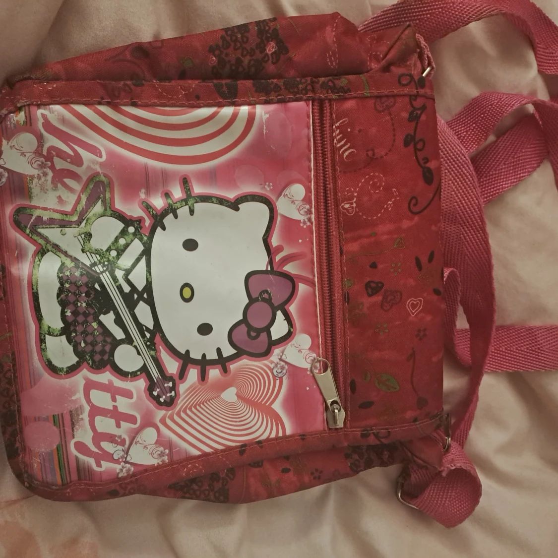 Hello kitty väska