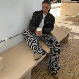 Mjukis byxor  - Super fina mjukis byxor som man även kan ha till vardags 😍