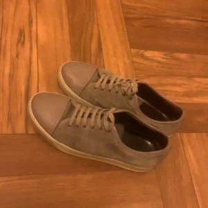 Lanvins - Ett par fräscha lanvins till ett bra pris då dem ej passar längre och vill köpa nya