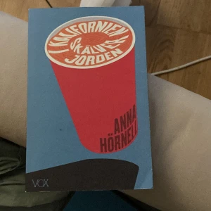 Bok  - Säljer boken ”I Kalifornien Skälver Jorden” av Anna Hörnell. Frakt ingår ej