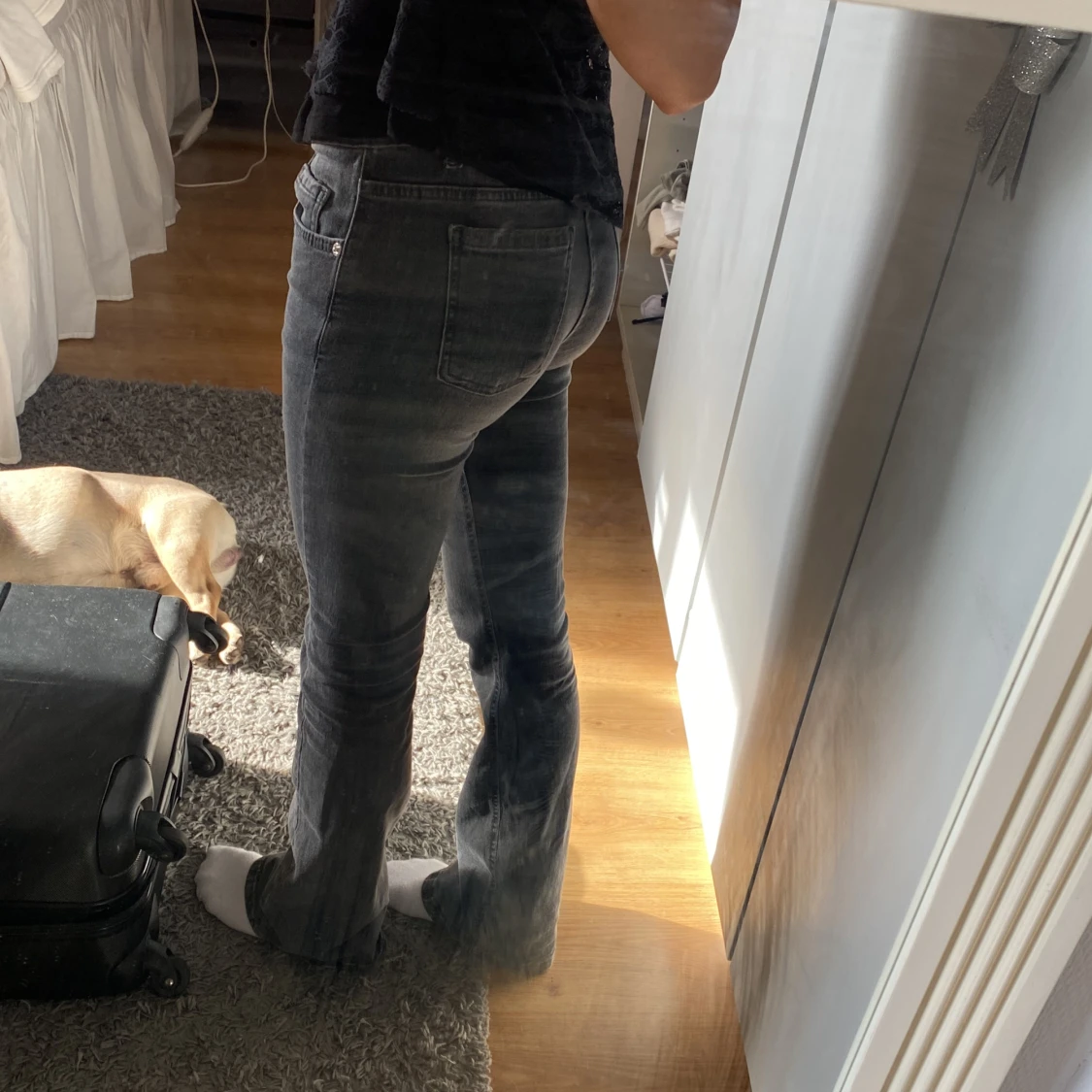 Grå jeans med bootcut & medelhög midja - 90