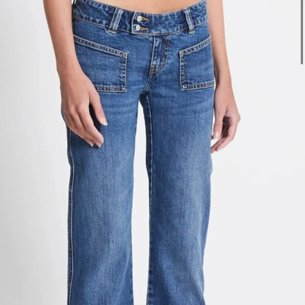 Så snygga jeans, använda 1 gång men har köpt ett par liknande!💕. Jeans & Byxor.