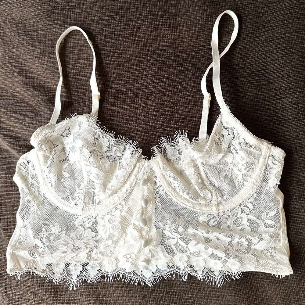 Jättefin Bralette i nyskick . Övrigt.