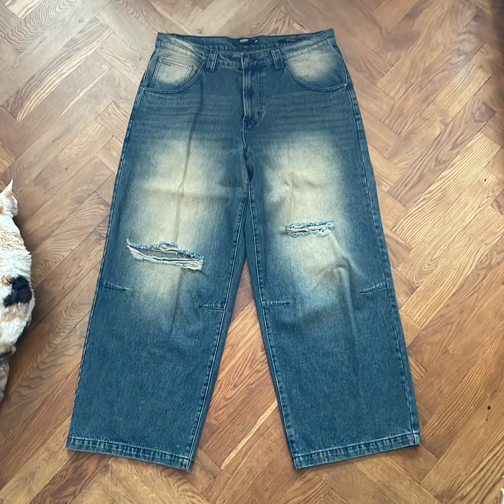  Baggy Jeans från jaded london änvända typ en gång . Jeans & Byxor.