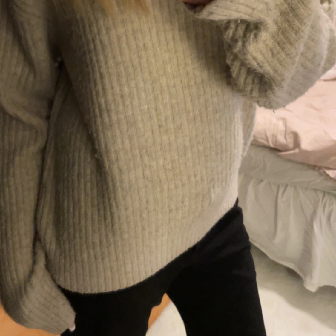 Beige stickad tröja  - 91