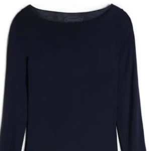 Intimissimi tröja  - En jätte fin intimissimi tröja jag fick i julklapp som inte kommit till andvändning hör av er vid egna bilder ❤️