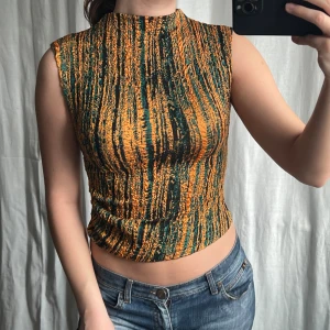 Mönstrad topp - Mönstrad flerfärgad topp från Zara. Oanvänd så inga defekter 💕