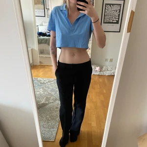 Croppad tröja - Kort Croppad tröja.