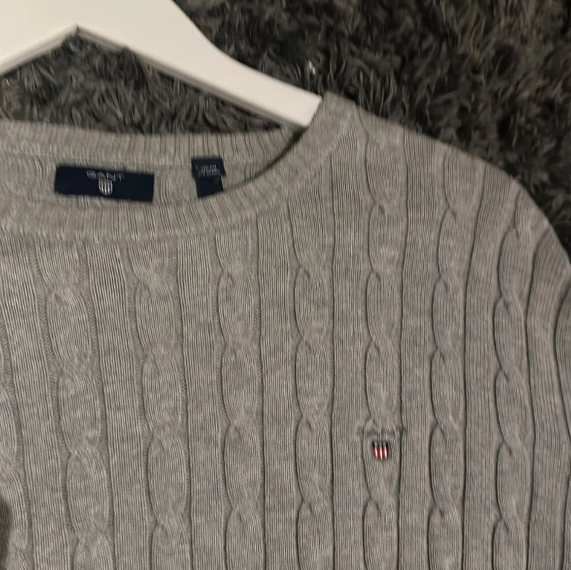 Grå kabelstickad Gant tröja - 90