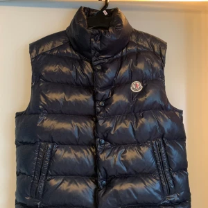 Tib navy väst - Fint skick