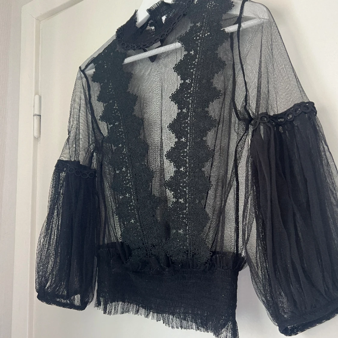 Transparent svart top - 91