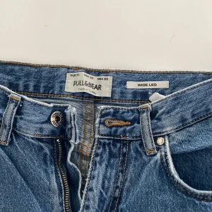 Jeans - Fin skick hela och rena 