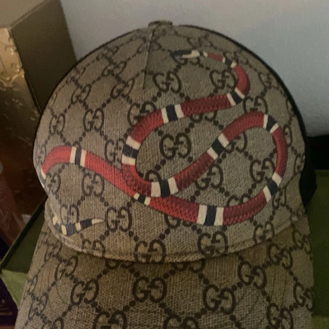 Gucci Snake Keps - 90