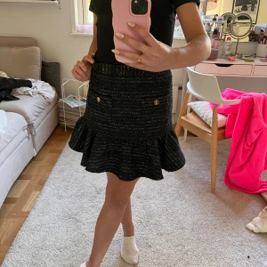 Fest kjol - Jätte fin kjol inte snbönd mer än 3 ggr💕