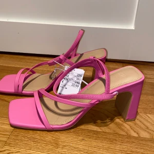 Klackar! - Rosa superfina klackar! Aldrig använda!🌸