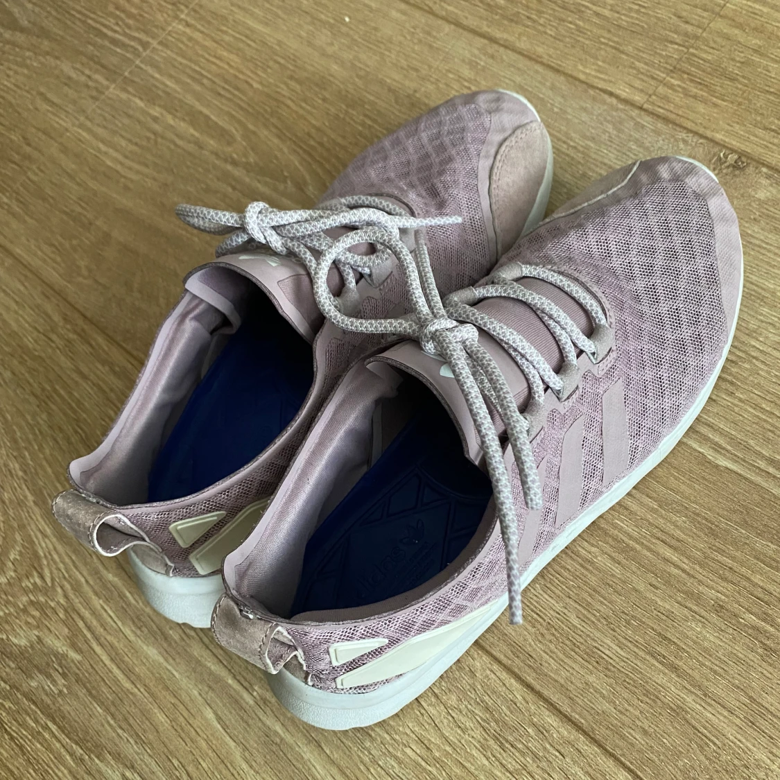 Adidas skor stl 38 - 91