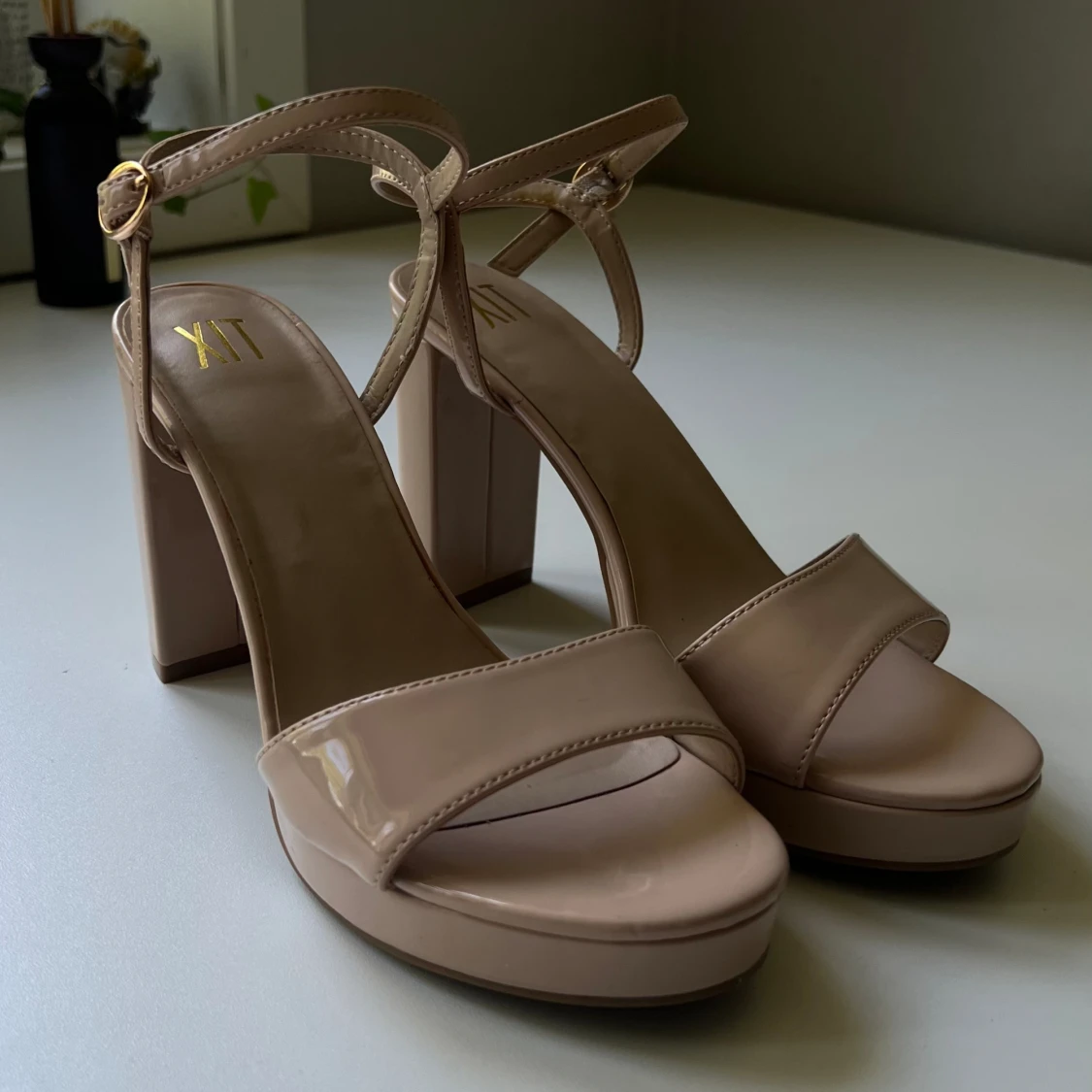 Beige klackskor - 90